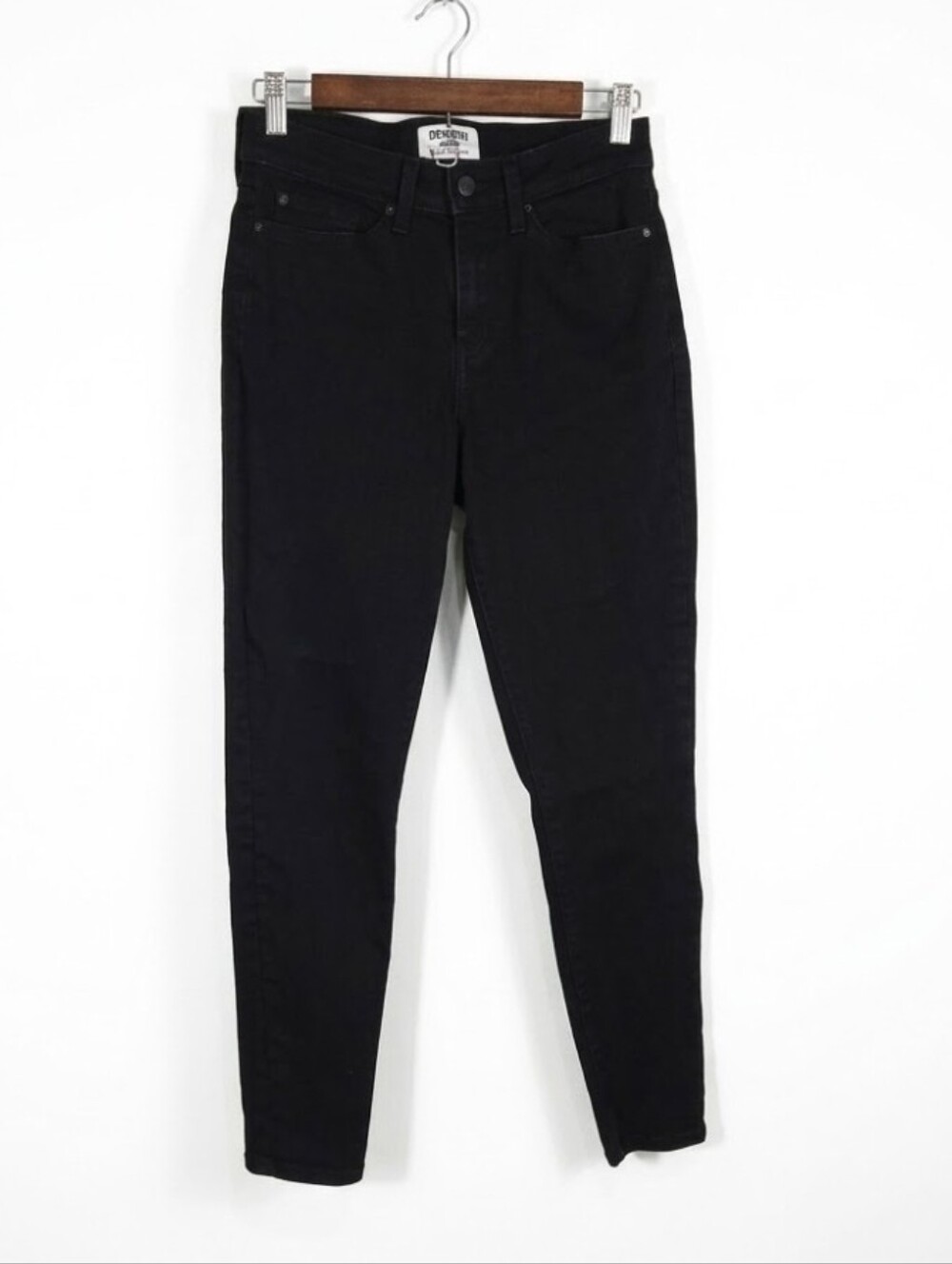Denizen from Levi's high rise skinny jeans